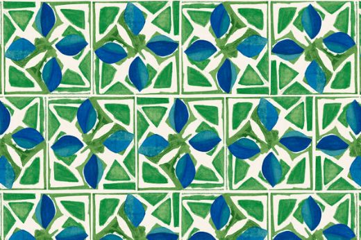Fresh green wallpaper with blue accents, structured four-leaf motifs and expressive brushwork, echoing the natural inspiration of Sandra Blow’s designs.