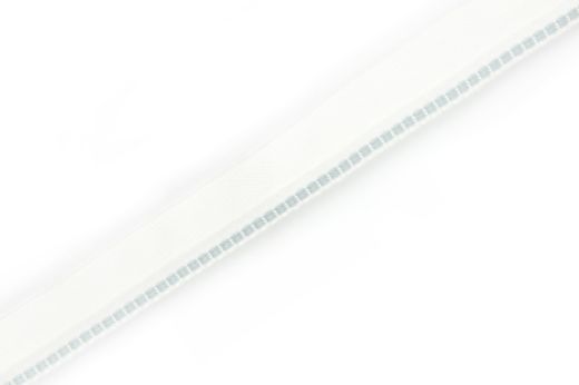 Hopscotch Performance Piping in Cielo, a soft sky-blue hue with a woven square design, providing a fresh and durable detail for outdoor and high-traffic areas.