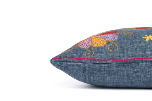 Picture of Spinning Flowers Cushion 