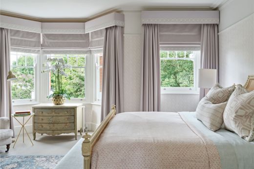 ‘ Carnac ’ opal wallpaper by Phyllis Barron & Dorothy Larcher with two cushions ‘ Crochet ’ rose fabric by Raoul Dufy, ‘ Drum ’ rose fabric by Neisha Crosland. Interior by LPE Designs. Photography by Nick Smith.
